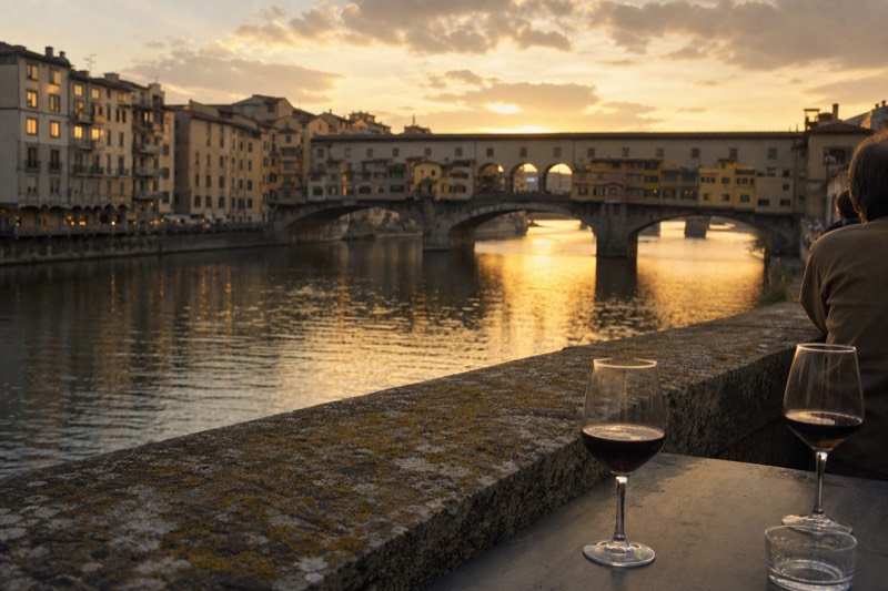Ponte Vecchio Sips, One Hour
